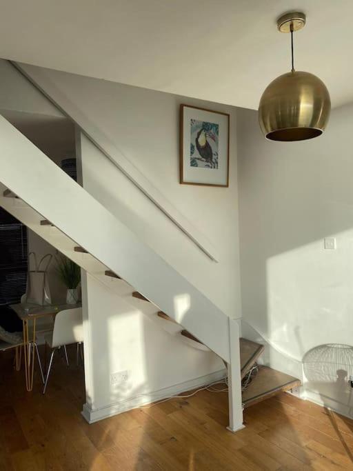 Central Sea View Maisonette Hastings Esterno foto